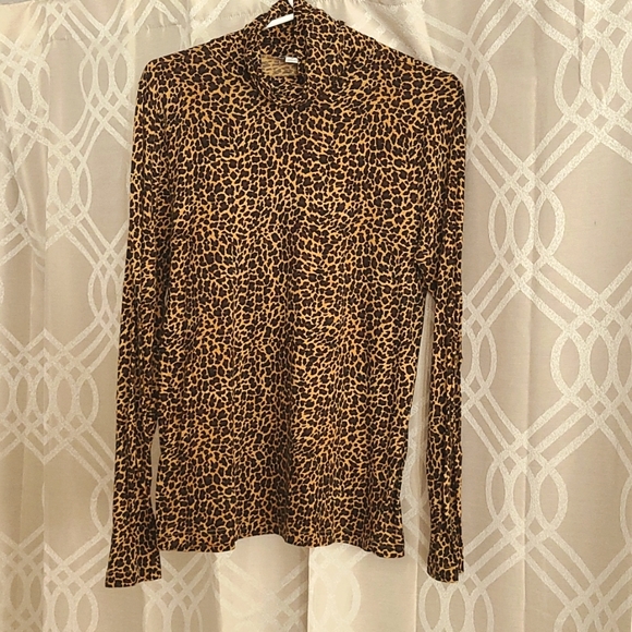 J. Crew Leopard printed Turtleneck - Picture 1 of 2